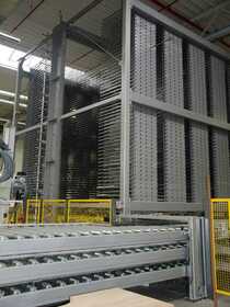Compact sorting warehouse buffer