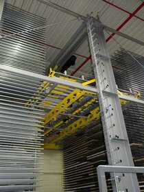 Compact sorting warehouse buffer